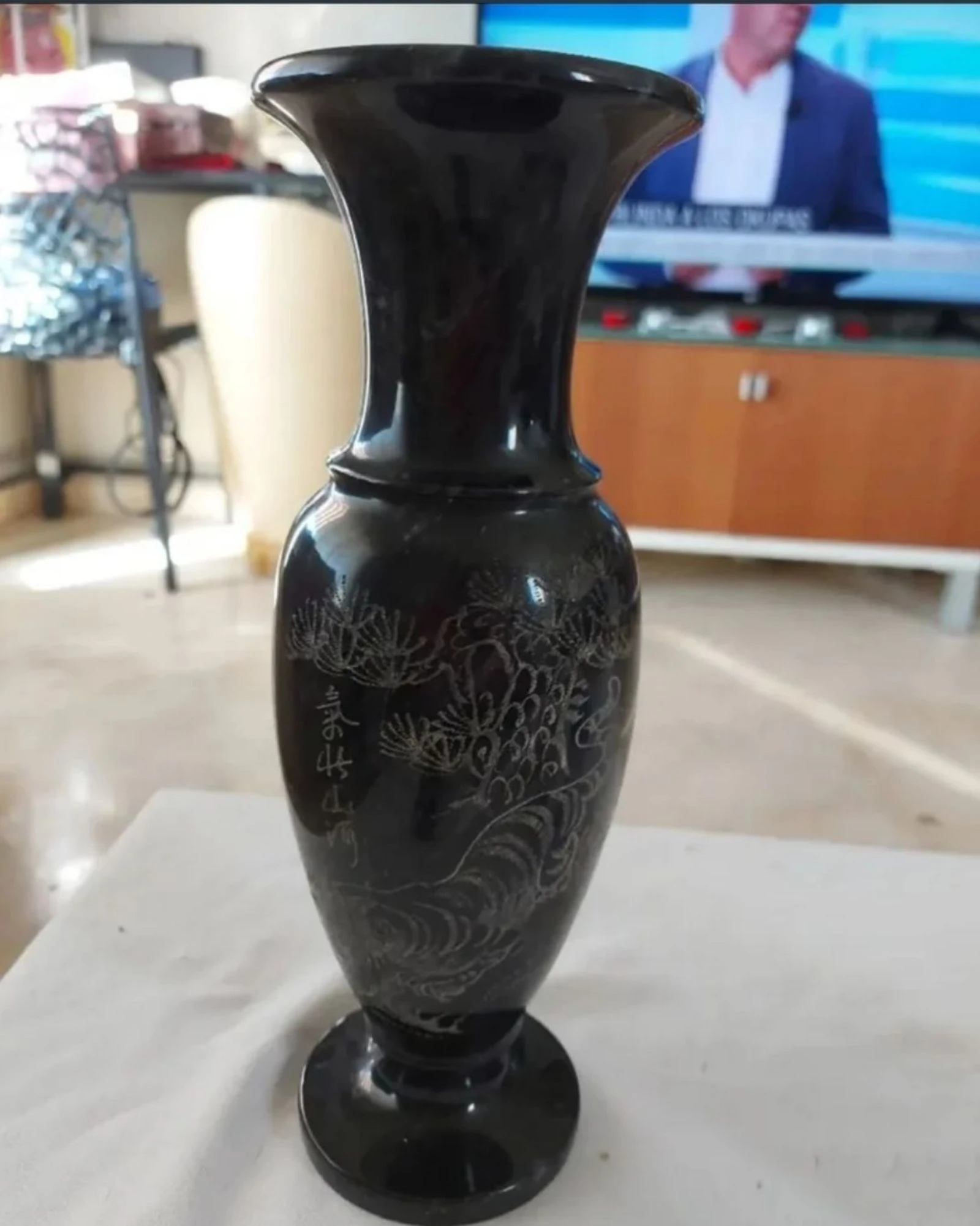 Jarrão/Licoreira de Alabastro Negro Antigo esculpido à mão – photo 3